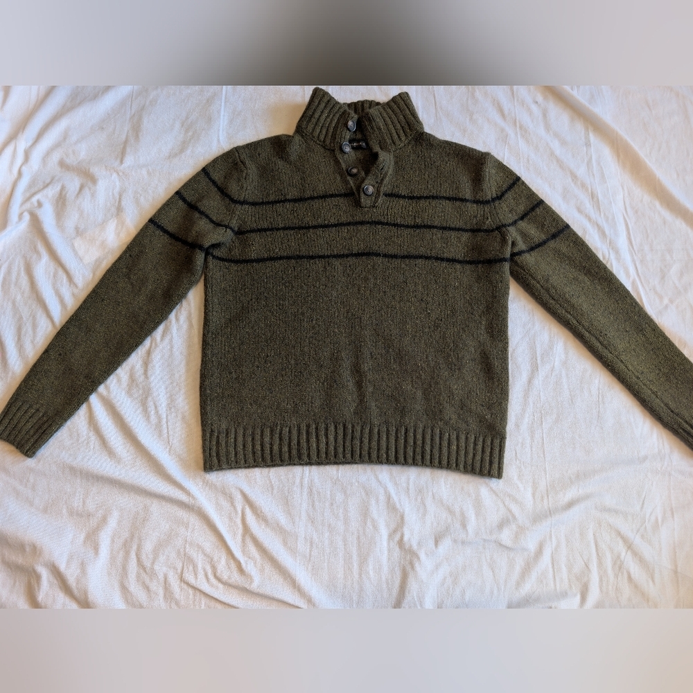 Banana Republic Side Large Sweater Lock Neck